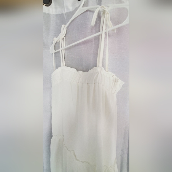 White Dress with Tie Straps | S - Picture 4 of 4
